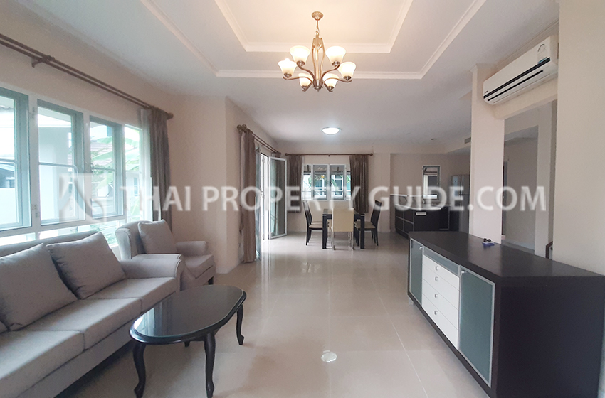 House with Shared Pool in Other 